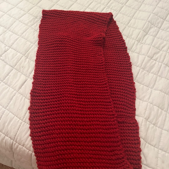 Infinity Scarf - Picture 1 of 2